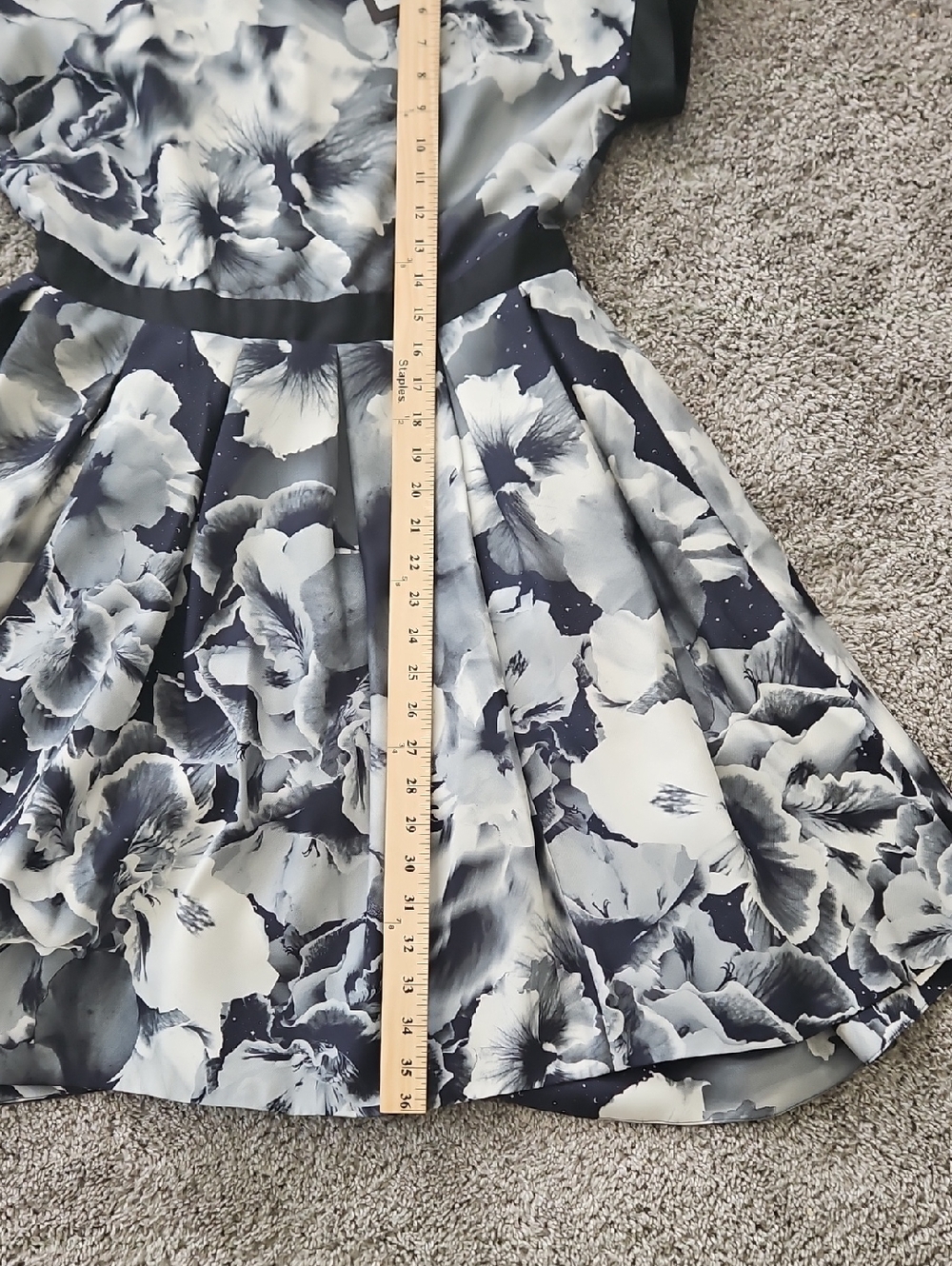 NWT Marchesa Black & White Floral Fit-and-Flare Dress 10 - Picture 8 of 11